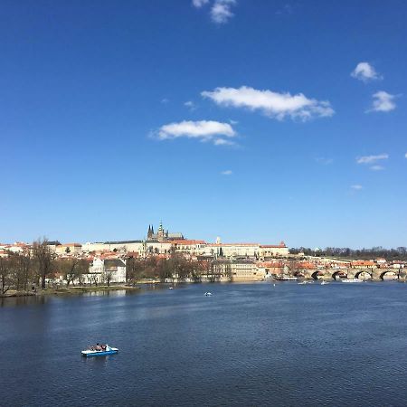 The Dancing House Residence, Two Bedroom Apartment With Balcony Near River! Prag Eksteriør billede